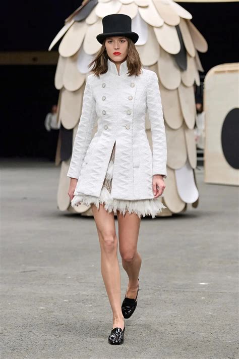 spring summer 2014 haute couture chanel show|chanel couture spring 2023.